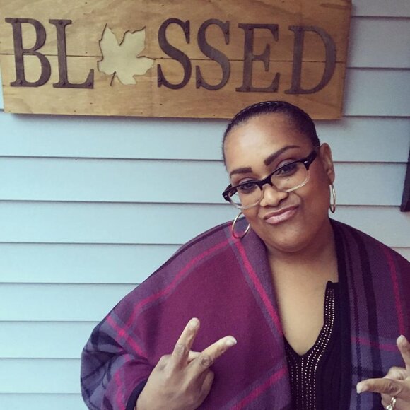 Meet your Posher, Michelle - Picture 5 of 7